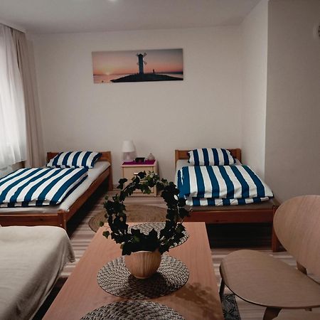 Chatki Saturnina I Pokoje Świnoujście Buitenkant foto