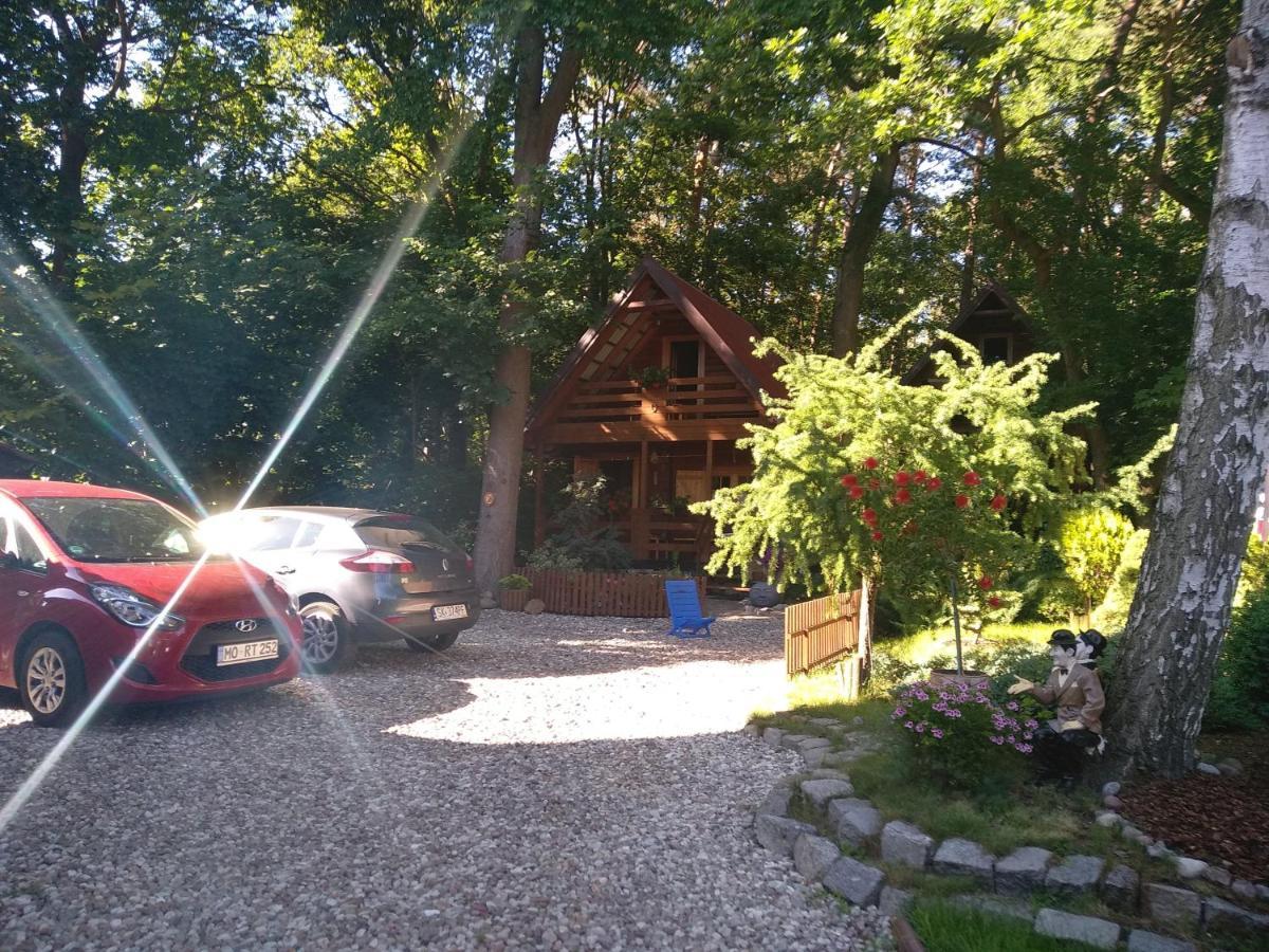 Chatki Saturnina I Pokoje Świnoujście Buitenkant foto